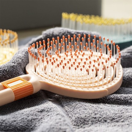 Anti-Tangle Curved Ventilated Hairbrush