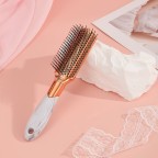 Hanging anti-static hair comb