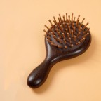 Portable sandalwood airbag massage comb