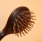Portable sandalwood airbag massage comb